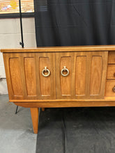 Load image into Gallery viewer, Vintage 1970's Stonehill teak sideboard