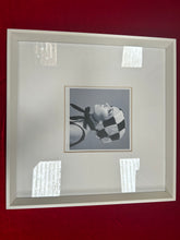 Load image into Gallery viewer, Fashion model black &amp; white print
