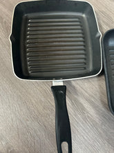 Load image into Gallery viewer, Griddle Pans
