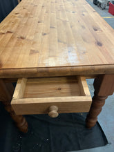 Load image into Gallery viewer, Pine Dining table
