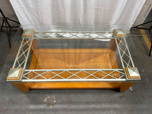 Load image into Gallery viewer, Maplewood coffee table

