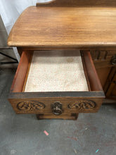 Load image into Gallery viewer, Vintage oak old charm dressing table with mirror
