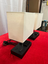Load image into Gallery viewer, Briever USB table lamps
