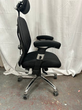 Load image into Gallery viewer, Ergo mesh 24hr office chair
