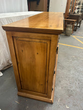 Load image into Gallery viewer, Mexican pine sideboard
