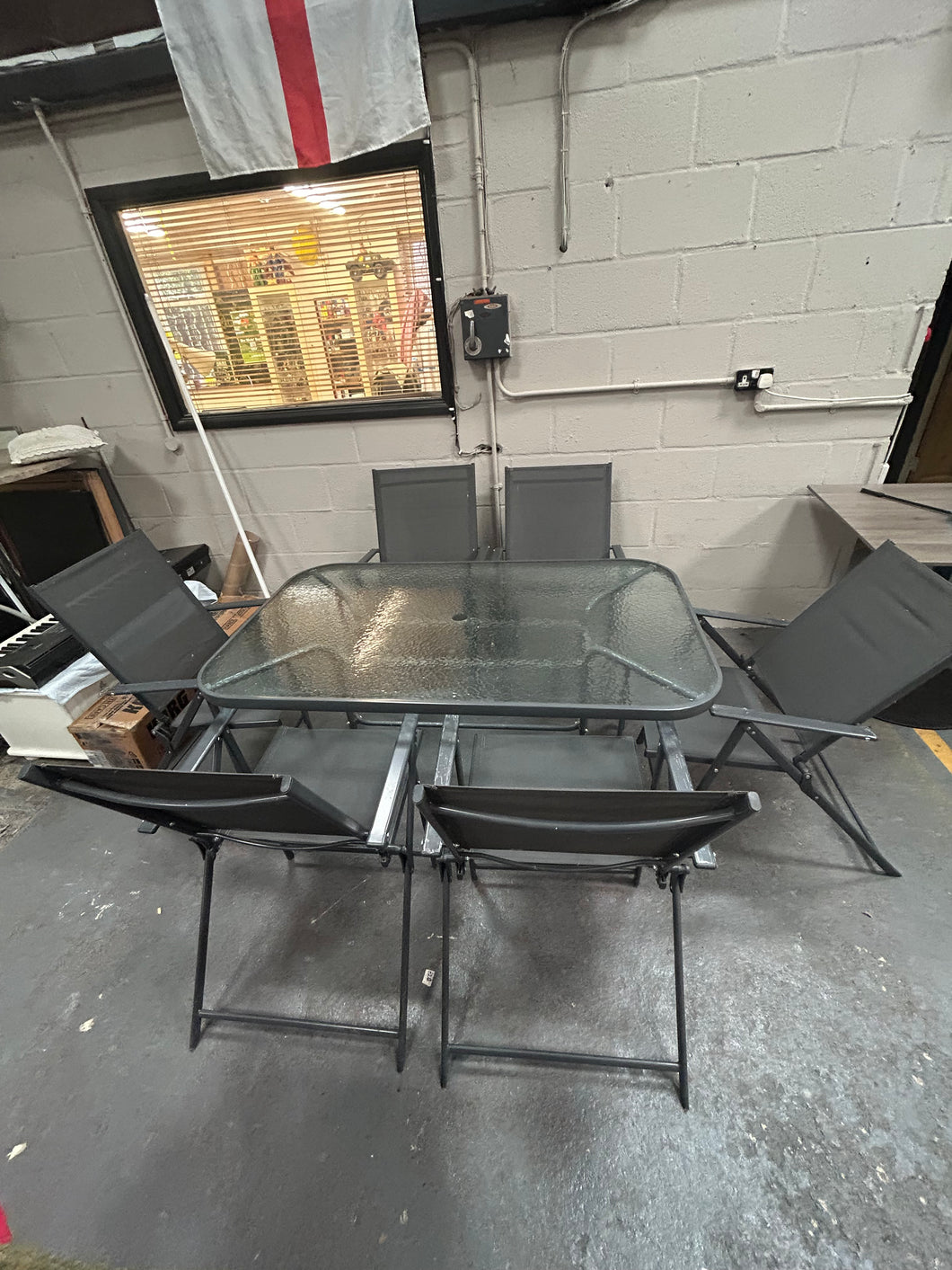 Glass Top Garden Table & 6 chairs