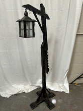 Load image into Gallery viewer, Vintage latten floor lamp
