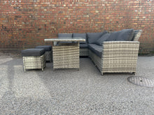 Load image into Gallery viewer, Hartman Heritage Conservatory Set
