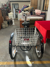 Load image into Gallery viewer, Jorvik Folding tricycle
