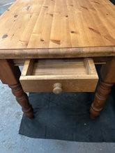 Load image into Gallery viewer, Pine Dining table
