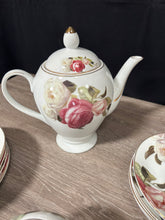 Load image into Gallery viewer, Veron 1 Tea Set
