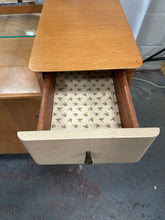 Load image into Gallery viewer, Vintage G-Plan dressing table
