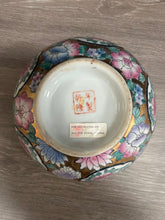 Load image into Gallery viewer, Chinese Decorative Display Bowl
