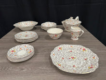 Load image into Gallery viewer, James Kent "pearl delight" tea collection
