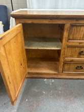Load image into Gallery viewer, Mexican pine sideboard

