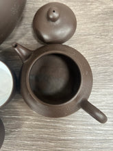 Load image into Gallery viewer, Yixing Zisha Teapot Set
