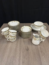 Load image into Gallery viewer, Kokura China Set
