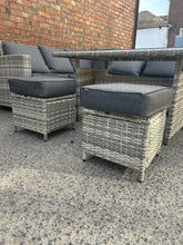 Load image into Gallery viewer, Hartman Heritage Conservatory Set
