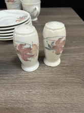 Load image into Gallery viewer, Anatole Dinner Set
