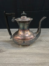 Load image into Gallery viewer, Vintage Cheltenham Tea Pot
