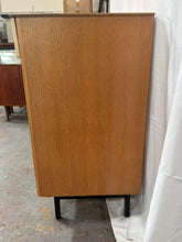 Load image into Gallery viewer, Vintage G-Plan chest of drawers
