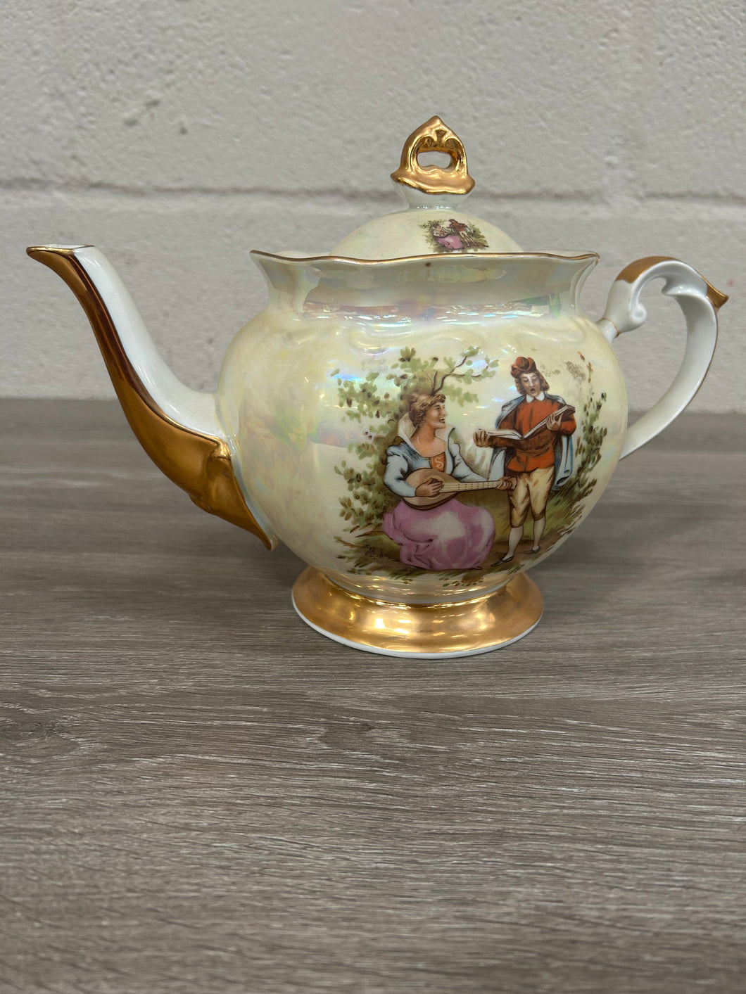 Vintage Victorian Teapot
