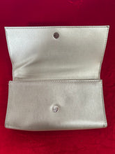 Load image into Gallery viewer, Pandora shine clutch bag
