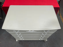 Load image into Gallery viewer, French style chest of drawers
