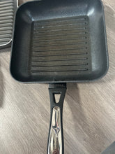 Load image into Gallery viewer, Griddle Pans
