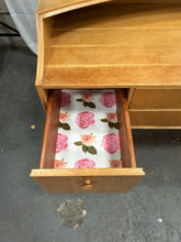 Load image into Gallery viewer, Vintage Meredew sideboard
