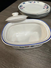 Load image into Gallery viewer, Royal Doulton Tea Set
