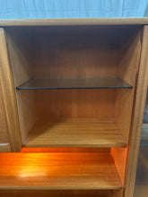 Load image into Gallery viewer, mid-century teak Nathan Display unit
