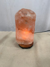 Load image into Gallery viewer, Himalayan pink salt lamp
