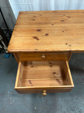Load image into Gallery viewer, Large Pine Desk
