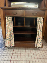 Load image into Gallery viewer, Vintage Display Case
