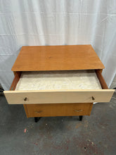 Load image into Gallery viewer, Vintage G-Plan chest of drawers
