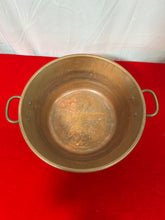 Load image into Gallery viewer, Antique brass jam/preserving cooking pot
