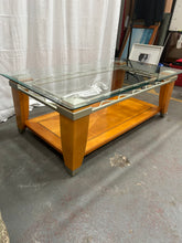Load image into Gallery viewer, Maplewood coffee table
