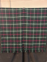 Load image into Gallery viewer, Vintage Throw
