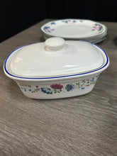 Load image into Gallery viewer, Royal Doulton Tea Set
