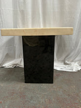 Load image into Gallery viewer, Strasbourg marble lamp table
