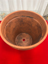 Load image into Gallery viewer, Large terracotta plant pot
