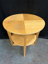 Load image into Gallery viewer, Oak Coffee Table
