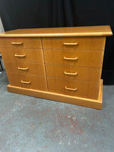 Load image into Gallery viewer, Solid Oak Chest Of Drawers
