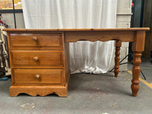 Load image into Gallery viewer, Large Pine Desk
