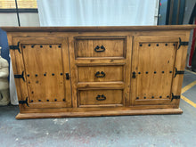 Load image into Gallery viewer, Mexican pine sideboard
