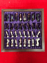 Load image into Gallery viewer, Vintage Homes Ivora chess set
