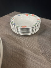 Load image into Gallery viewer, Vintage Churchill Sampsonite Diner Ware
