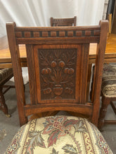 Load image into Gallery viewer, Extending/swivel dining table &amp; 4 chairs
