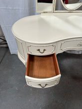 Load image into Gallery viewer, Vintage French-style Louis Merchant dressing table
